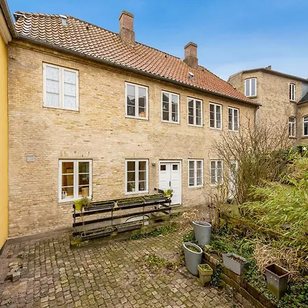Atmospheric In Haderslev's Old Town Apartment *